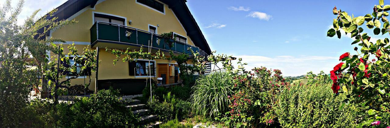 Hotel Toso Genussreich à Leutschach Extérieur photo